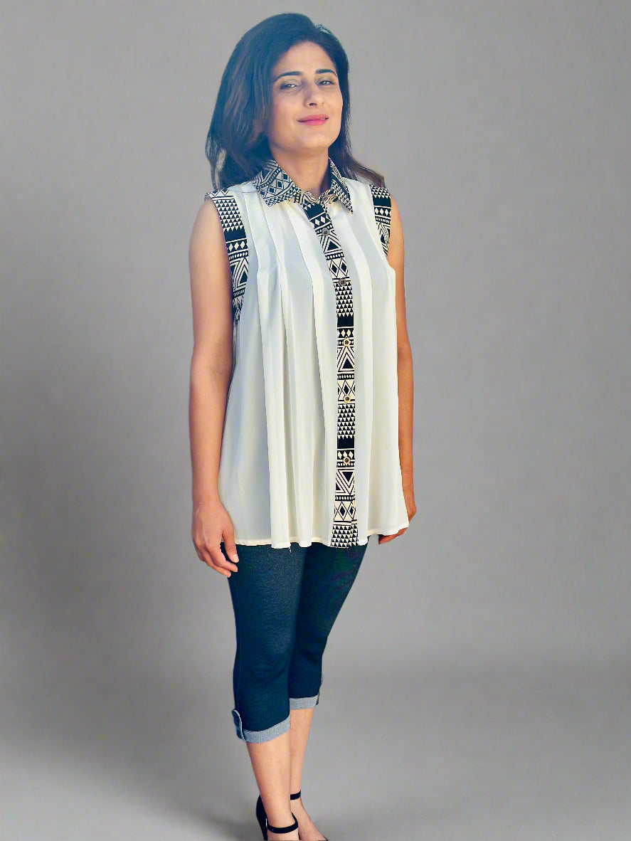 Sleeves less Top
