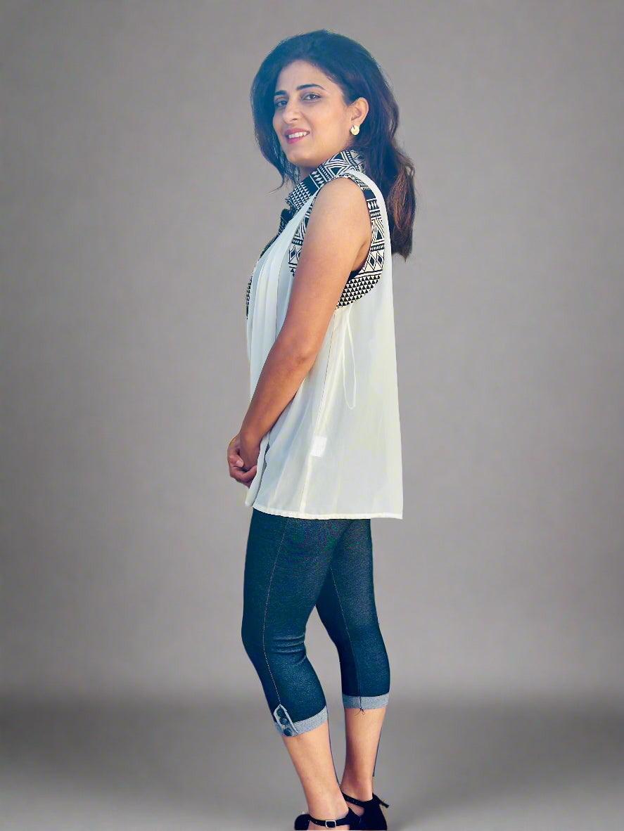 Sleeves less Top